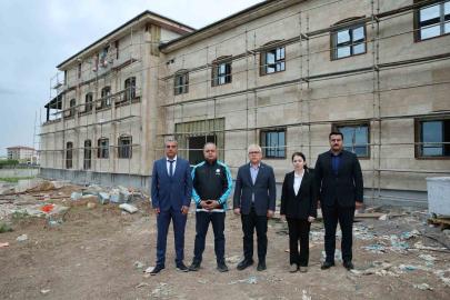 Hafik Devlet Hastanesi inşaatında sona yaklaşıldı