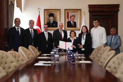 İnegöl’de 7 birimli Aile Sağlığı Merkezi için bağış protokolü imzalandı