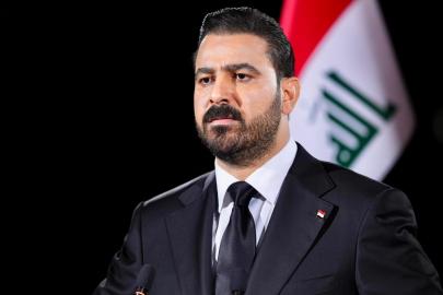 Irak Başbakanı Zeydi: "Petrol üretimini günlük 7 milyon varile çıkarmayı hedefliyoruz"
