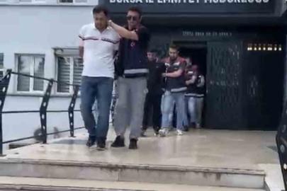 İş ve burs vaadiyle hesap avına çıkan şebekeye film gibi operasyon: Polis ’ikinci kişi’ rolüne girip çökertti