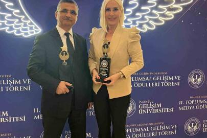 İstanbul Gelişim Üniversitesi 11. Toplumsal Gelişim ve Medya Ödülleri sahiplerini buldu