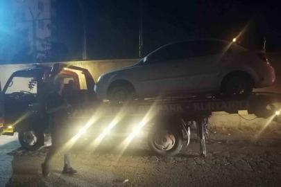 Karakol yoluna park edilen araçlar çekiciyle kaldırıldı