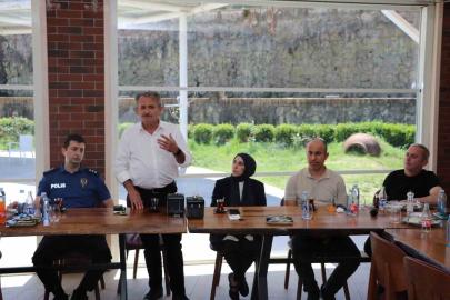 Kaymakamı Şendur’a veda etti