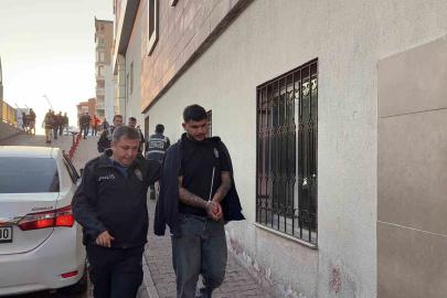 Kayseri’de uyuşturucu satıcılarına darbe: Çok sayıda gözaltı var