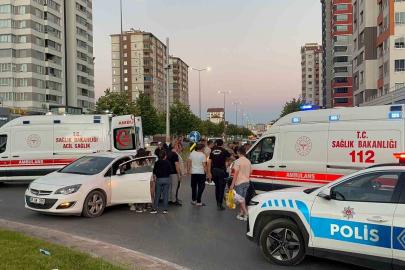 Kazada yaralanan motosiklet sürücüsüne ilk müdahale Çevik Kuvvet Şube Müdürü’nden