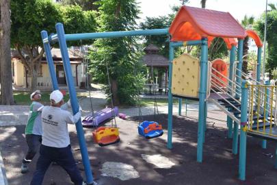 Kepez’den çocuklara güvenli oyun alanları