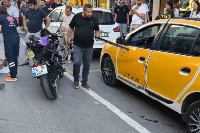 Keşan’da otomobil ile çarpışan motosikletin sürücüsü yaralandı