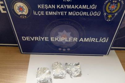 Keşan’da polisin üst araması yaptığı şüpheliden uyuşturucu ele geçirildi