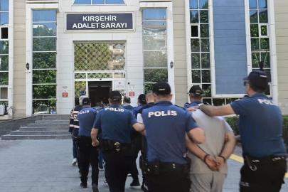 Kırşehir’de 10 milyon liralık iş yeri hırsızlığında 5 şüpheli tutuklandı
