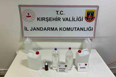 Kırşehir’de kaçak alkol üretimine jandarma operasyonu: 22 litre kaçak ürün ele geçirildi
