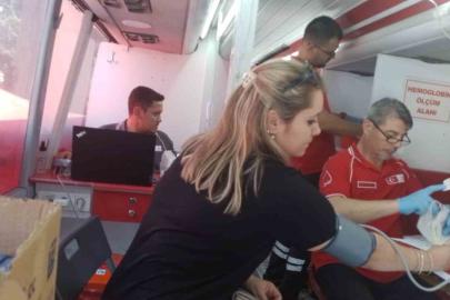 Kızılay’dan sıcaklara karşı akşam mesaisi