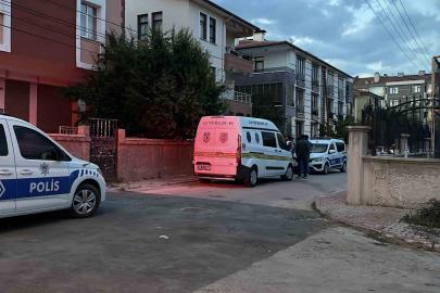 Kocası tarafından bıçaklanan kadın ağır yaralandı