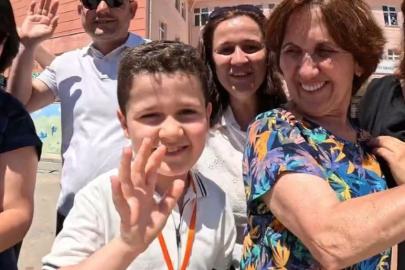 Lüleburgaz’da lösemiyi yenen öğrenci için gökyüzüne balonlar bırakıldı