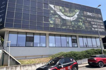 Maltepe’de Otokoç Genel Müdürlüğü’ne silahlı saldırı iddiası