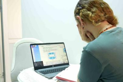 Manisa Büyükşehir Belediyesi online eğitim ile öğrencileri geleceğe hazırlıyor