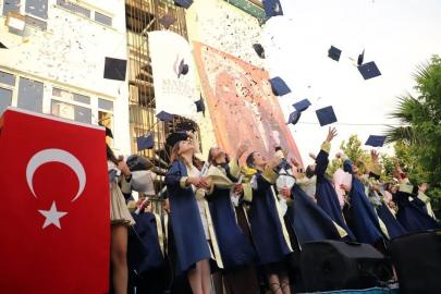 Manisa CBÜ mezunlarını törenle uğurladı