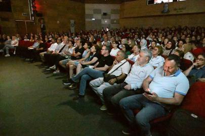 Manisa, hemşehrisi İlhan Şeşen’i unutmadı