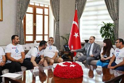 Manisalı engelli yüzücüler Macaristan yolcusu