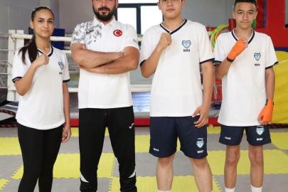 Merkezefendi’nin başarılı boksörleri Türkiye Şampiyonasında ringe çıkacak