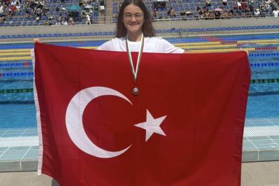 Milli yüzücü Ecrin Çevik’ten uluslararası başarı