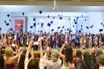 MSKÜ Teknoloji Fakültesi mezunlarını uğurladı