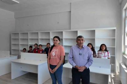 Öğrenci dostu büyükşehir, Akkışla’da İlkokul Kütüphanesi’ni dizayn etti