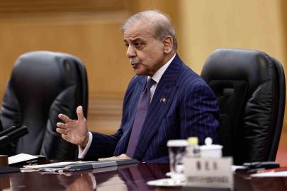 Pakistan Başbakanı Şerif: "Anlaşmanın 24 saat içinde sonuçlanmasını bekliyoruz"