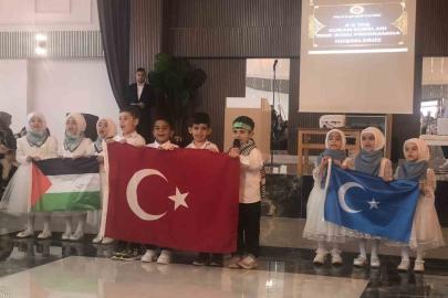 Palu’da Kur’an kursu öğrencilerinin mezuniyet sevinci