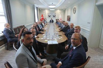 Roman toplumunun beklenti ve talepleri Bakanlık’ta ele alındı