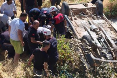 Şanlıurfa’da otomobil şarampole devrildi: 1 ölü, 4 yaralı