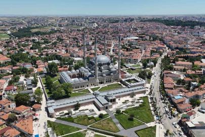 Selimiye’de tarihi gün: Cumhurbaşkanı Erdoğan’a Edirne’de büyük sevgi seli