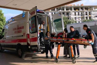 Seyir halindeyken fenalaşan motosiklet sürücüsü park halindeki araca çarptı