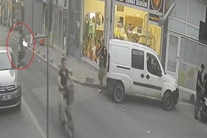 Tekirdağ’da ön teker şovu kazayla bitti, yaya ezilmekten son anda kurtuldu: Korkunç anlar kamerada