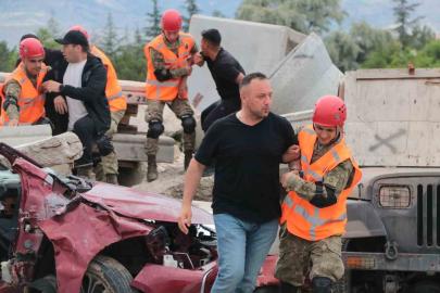TSK’dan "İnsani Yardım Tatbikatı-2026"da gerçeğini aratmayan deprem senaryosu