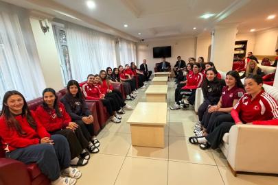 Türkiye Güreş Federasyonu Başkanı Taha Akgül Niğde’de