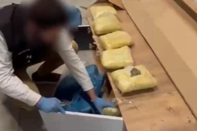 TV ünitesinde uyuşturucu gizleyip, kargoyla uyuşturucu sevkiyatına polis engeli