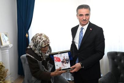 Vali Baruş’tan vefa