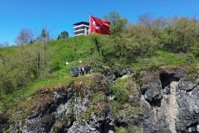 Yıldırım düşmesi sonucu merkezi ezan sistemi kullanılamaz hale geldi