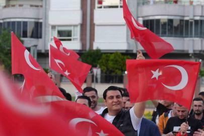 Yılmaz’dan Türkiye-Avustralya maçına davet
