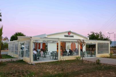 Yurt Kafe ve Işıklı Parkı öğrencilerin yeni buluşma noktası oldu