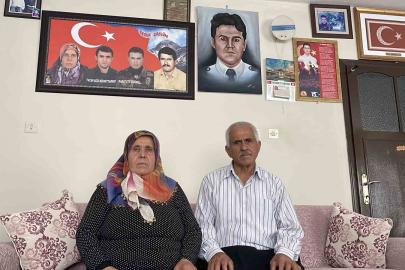 15 Temmuz şehidinin annesi: "Benim kuzum bir gitti, bin tane kardeş bıraktı bana"