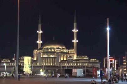 15 Temmuz’un 10. yıl dönümünde İstanbul’da camilerde sela okundu