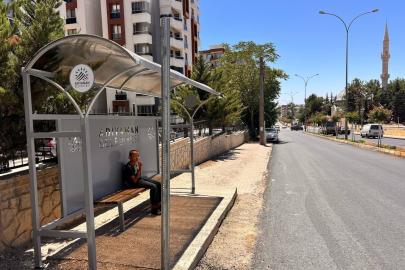Adıyaman’da otobüs durakları yenileniyor