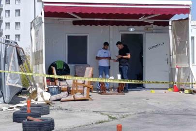 Afyonkarahisar’da minibüs durağına silahlı saldırı: 1 ölü, 1 yaralı