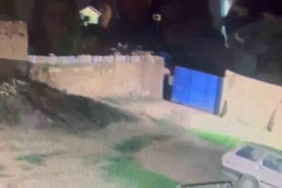 AK Partili meclis üyesinin evine düzenlenen silahlı saldırı kamerada
