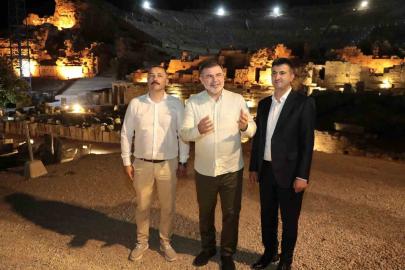 AK Partili Saygılı, Efes’teki gece müzeciliğinin turizme katkısına dikkat çekti