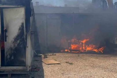 Antakya’da konteyner yangını