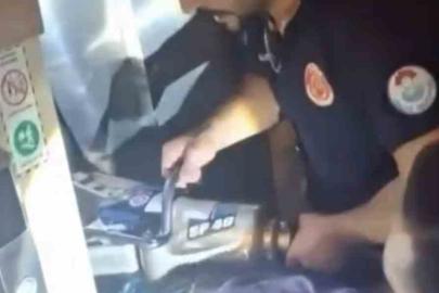 Asansörde mahsur kalan 9 kişi operasyonla kurtarıldı
