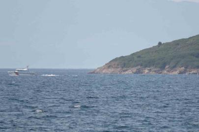 Ayvalık’ta denizde kaybolan genci arama çalışmaları aralıksız sürüyor