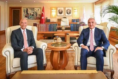 Bakan Ersoy, ABD’nin Ankara Büyükelçisi Tom Barrack’ı ağırladı